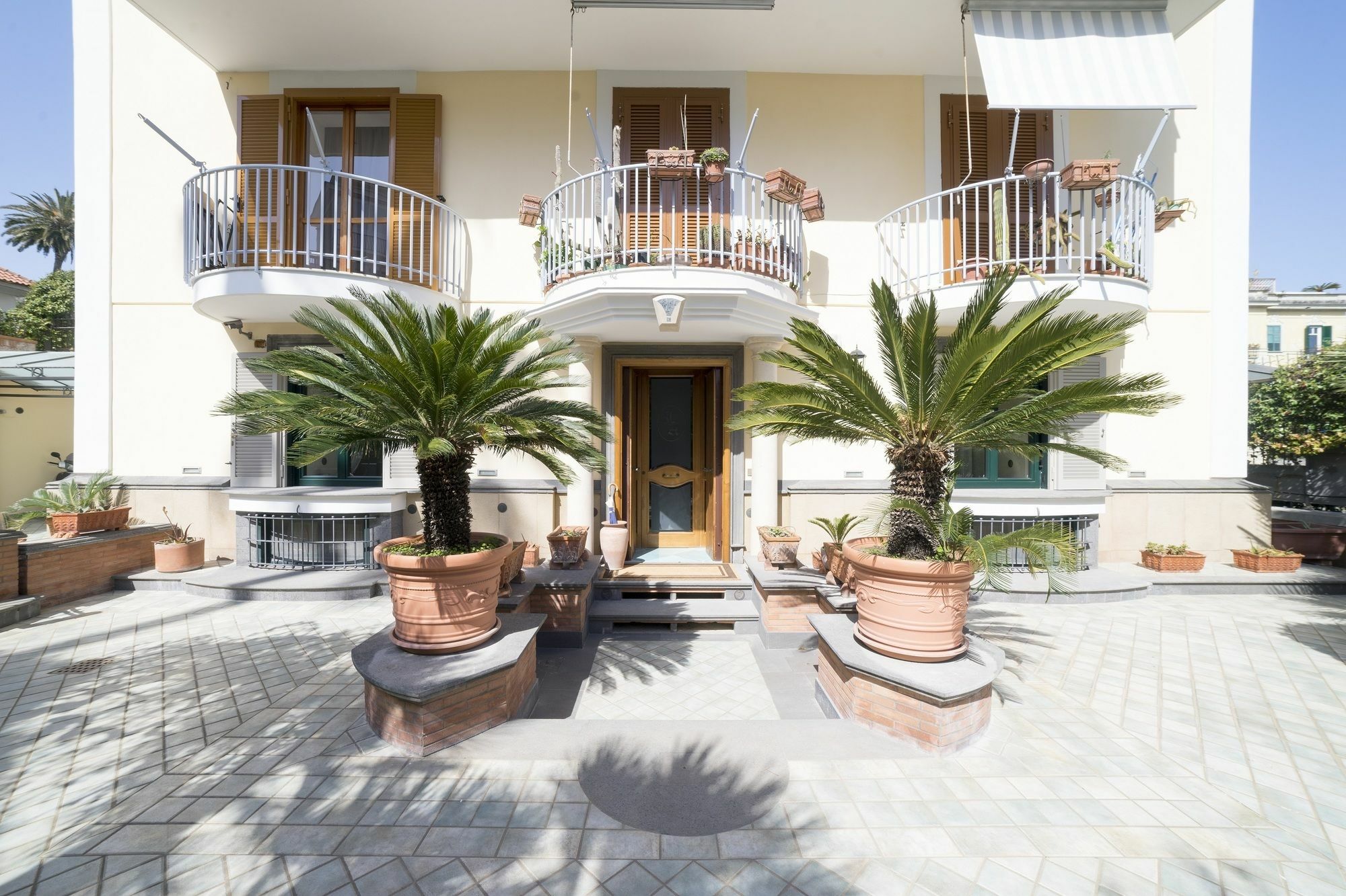 B&B 'O Sole Mio! Neapel Exteriör bild